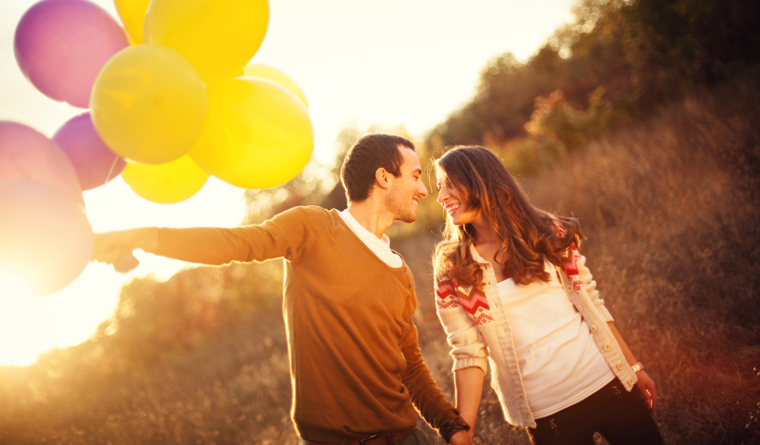 Paskah rakan kongsi perjalanan pada TourBar