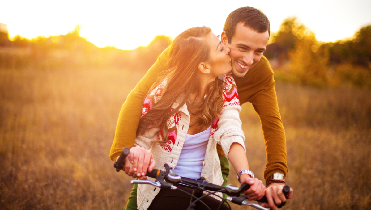 travel partners on the beach