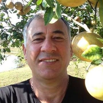 Andres, 62, Los Angeles, United States