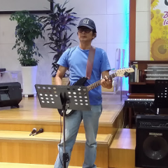 Saeyoung Oh, 59, Seoul, South Korea