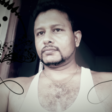 Manjeewa, 47, Ratnapura, Sri Lanka