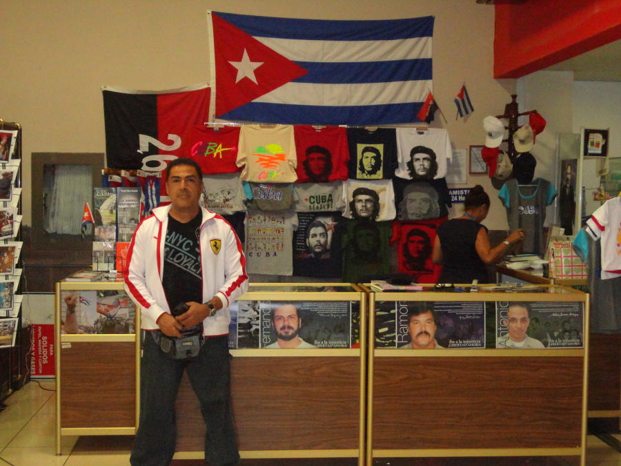 paco, 66, Mexico City, Mexico