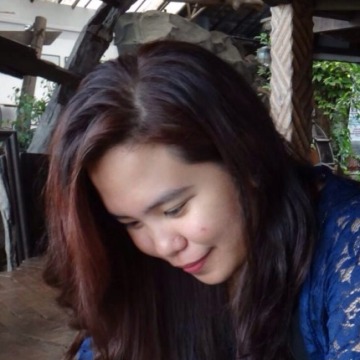 Dea Seveses, 37, Manila, Philippines