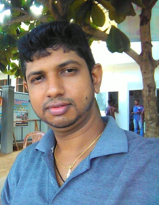 Geeth, 43, Colombo, Sri Lanka