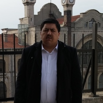 Ibrahim Tonbul, 34, Istanbul, Turkey