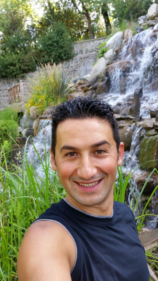 Dentist, 39, Istanbul, Turkey