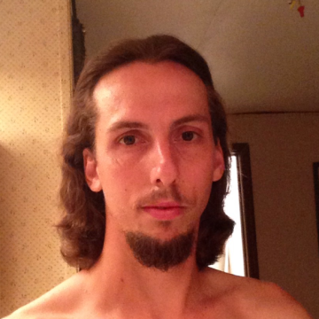 Starr Angell, 39, Shreveport, United States