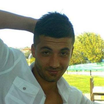 Tolga Demir, 35, Istanbul, Turkey