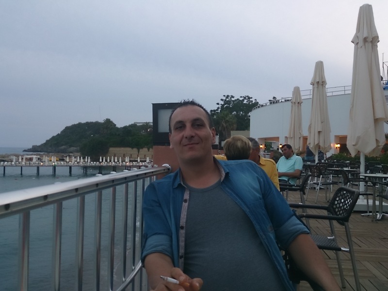 onur, 47, Izmir, Turkey