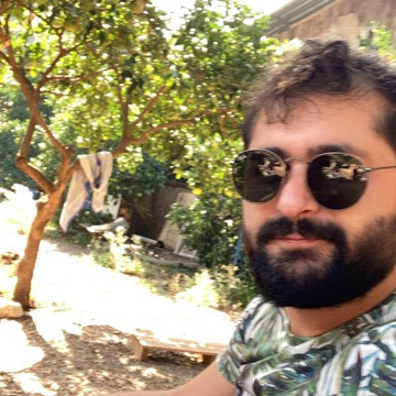 Aslan, 37, Antalya, Turkey