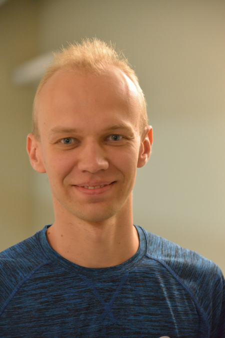 Roman, 44, Montreal, Canada