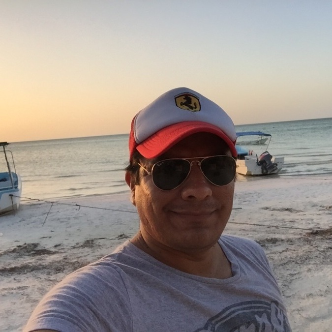 Gabriel Huidobro, 43, Playa Del Carmen, Mexico