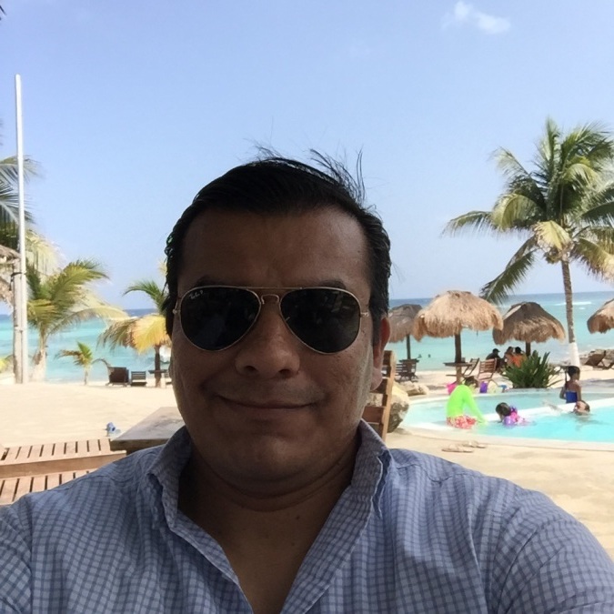 Gabriel Huidobro, 43, Playa Del Carmen, Mexico