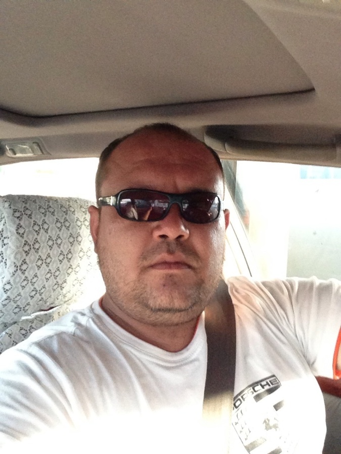 Ismat Jafary, 42, Singapore, Singapore