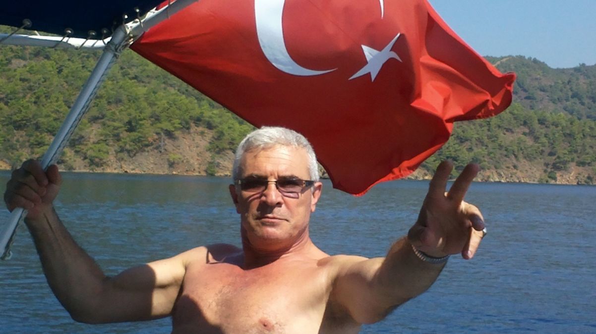 Emin, 65, Istanbul, Turkey