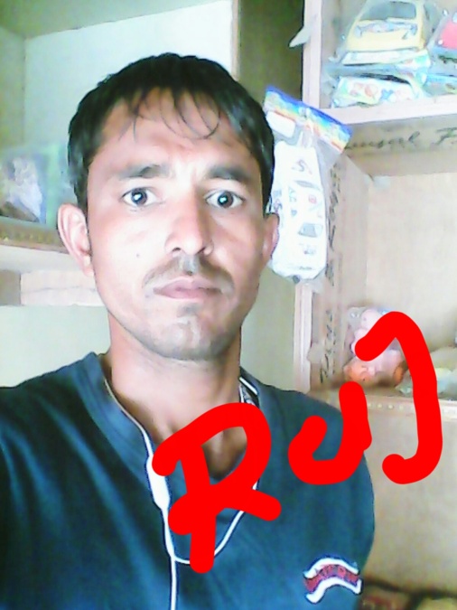 vicky, 37, Ahmedabad, India