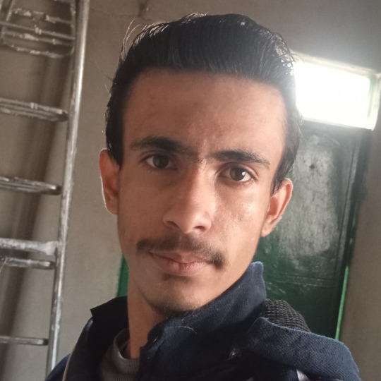 Ahmad Shoukr, 18, Hamah, Syria