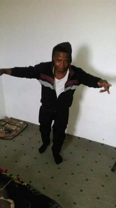 Kelly, 35, Tripoli, Libya