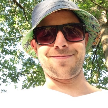 Michael, 41, Vancouver, Canada
