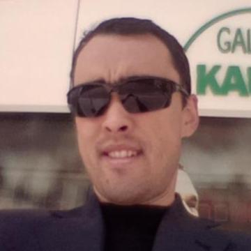Iskandar Nematjanov, 45, Tashkent, Uzbekistan