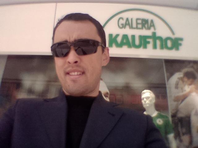 Iskandar Nematjanov, 45, Tashkent, Uzbekistan