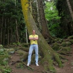 Anton, 45, Phnumpenh, Cambodia