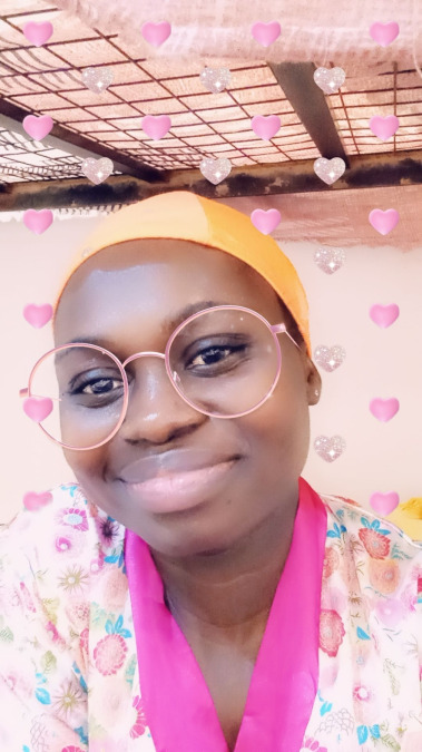 Hannah Yalley, 27, Riyadh, Saudi Arabia