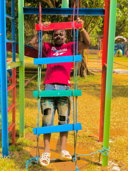 Mambye conte, 26, Conakry, Guinea