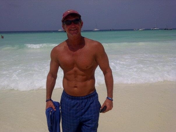 Oliver, 59, Dubai, United Arab Emirates