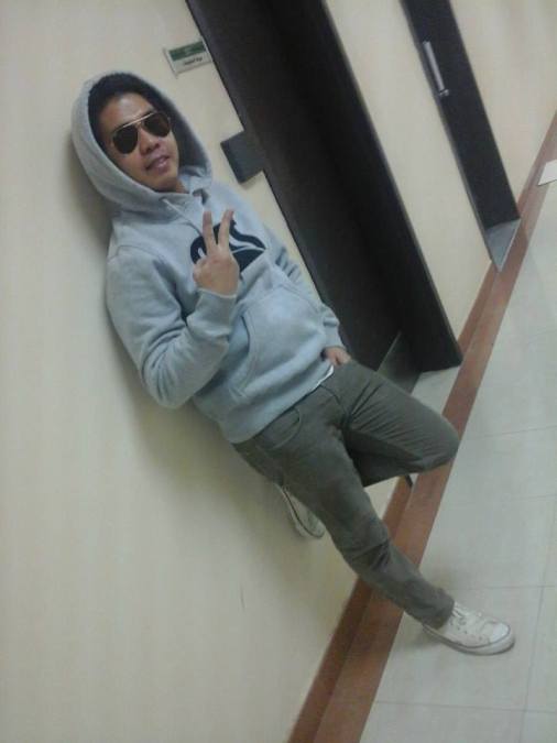 Dux, 38, Manila, Philippines