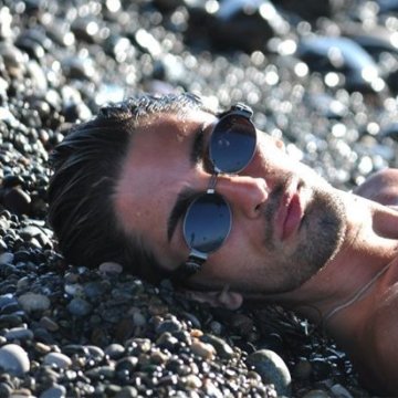 george loure, 34, New Albany, United States