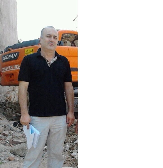 Hakan Kaplan, 56, Izmir, Turkey