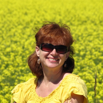 Tamara, 63, Toronto, Canada