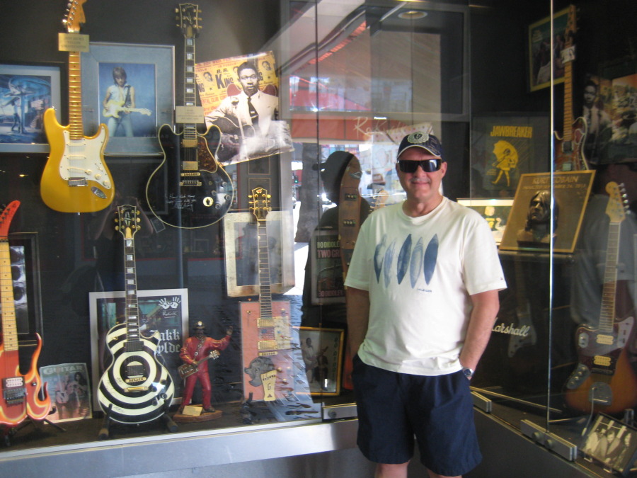 Victor, 61, Seattle, United States