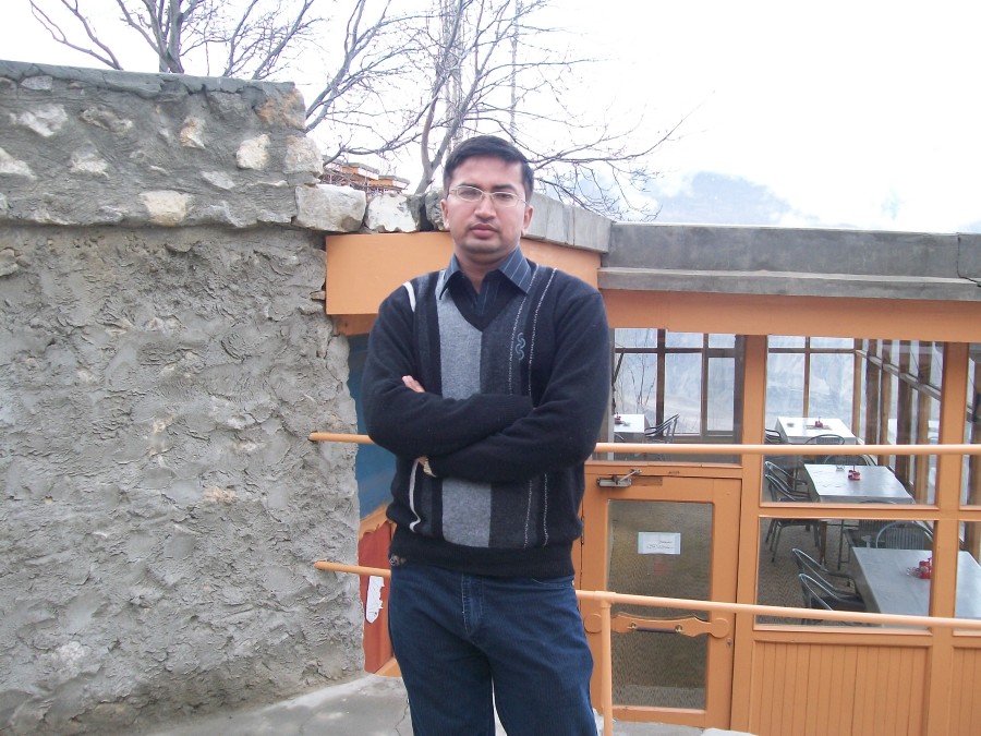 kami, 43, Karachi, Pakistan