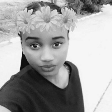 Caroh Job Jr Job, 27, Nairobi, Kenya