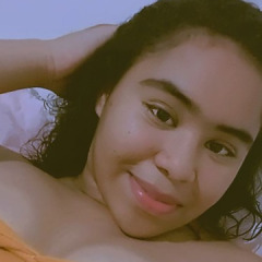 Andrea, 23, Medellin, Colombia