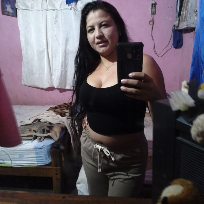 Mari Lopez, 30, Venezuela, Cuba