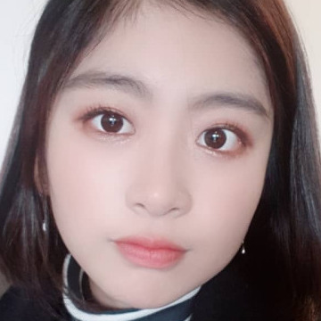 Britannia crystal, 33, Los Angeles, United States