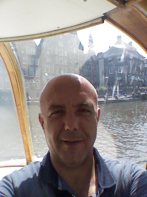 İrfan Irfan, 57, Istanbul, Turkey