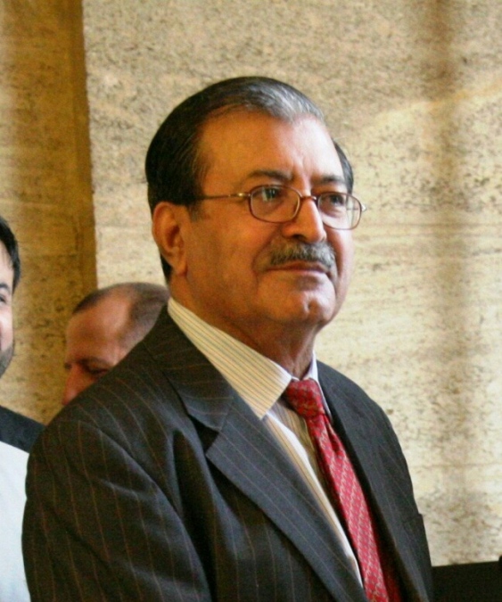 Abubakar , 68, Riverton, United States