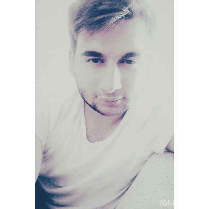 Umut Sarıkuş, 30, Istanbul, Turkey