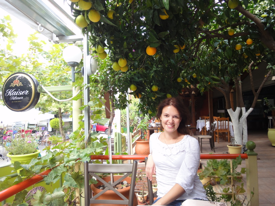 Elena, 47, Odesa, Ukraine