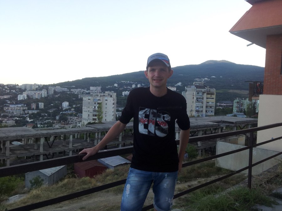 андрей, 38, Yalta, Russian Federation