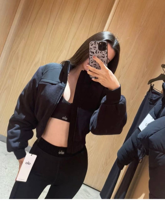 Nicole, 34, Los Angeles, United States