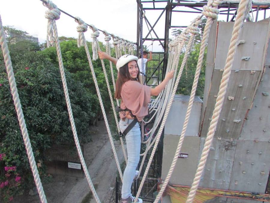 Cristine, 35, Cebu, Philippines