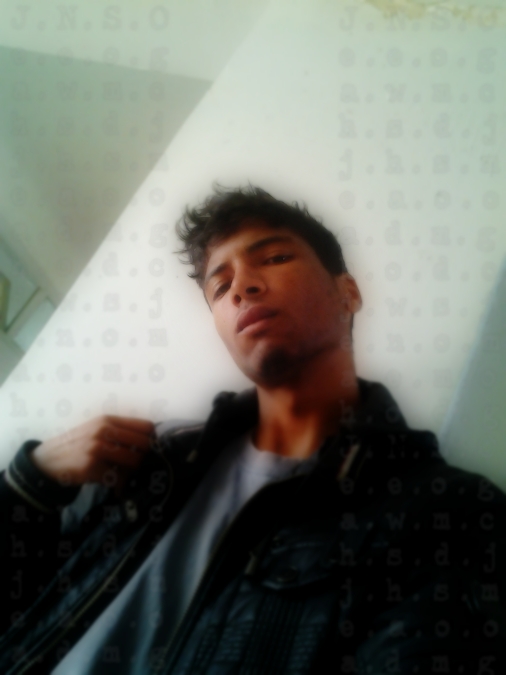 Maze Jeah, 30, Tebessa, Algeria