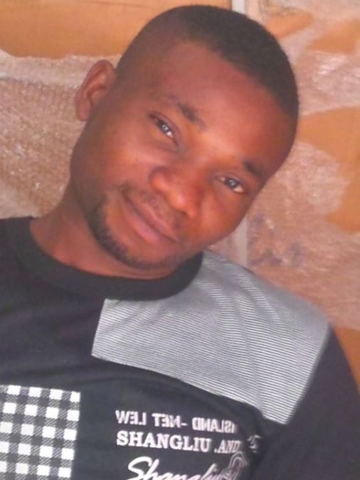 Simtwo Simtwo, 39, Enugu, Nigeria