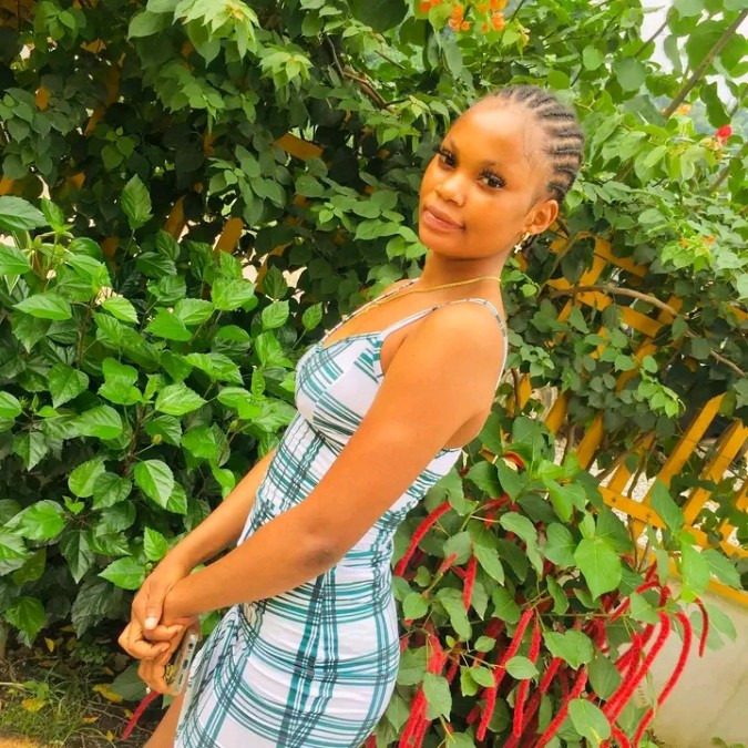 Noura, 24, Bamako, Mali