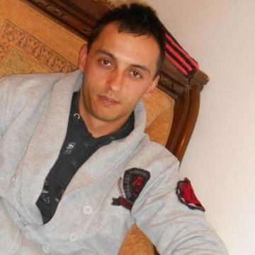 İsmail Ayyıldız, 38, Afyonkarahisar, Turkey